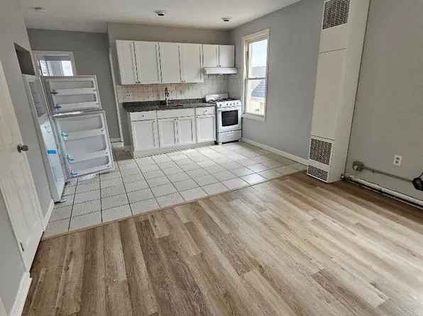 12 Harmony St #3, New Bedford, MA 02740