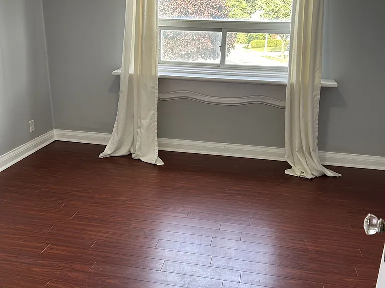 303 Carlton St #2 — Photo 16