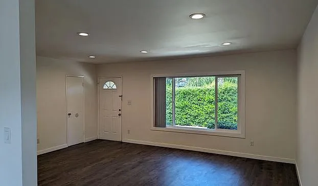 5212 Topanga Canyon Blvd #1 — Photo 8
