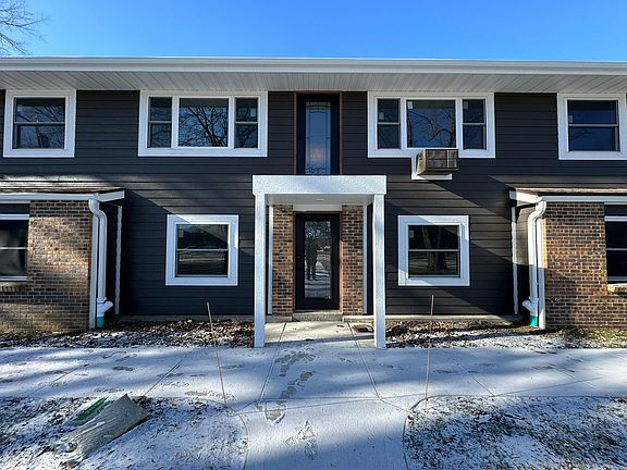 4th image of 1931 S 124th St #1935