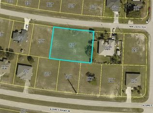 26 NW 24th Ter, Cape Coral, FL 33993
