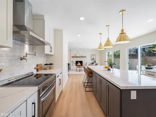 17091 Camelot Cir, Huntington Beach, CA 92649