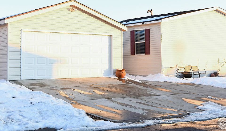 1st image of 3400 Sagebrush Blvd