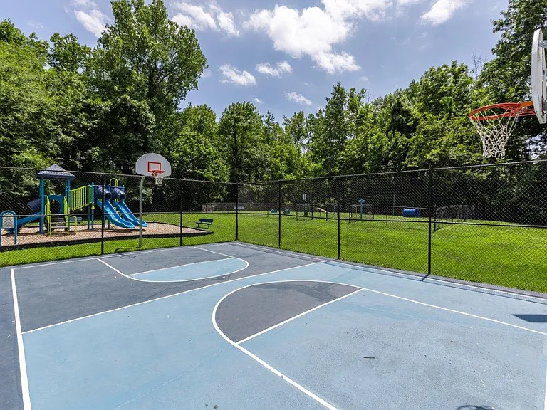 Waters Edge Apartment Homes (NC) — Photo 18