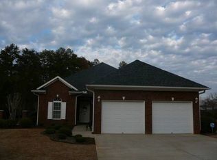 106 Camelot Dr, Seneca, SC 29672