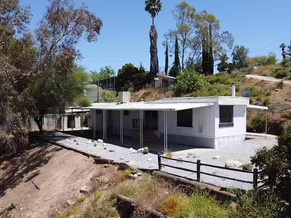 1st image of 26155 Grant Ave