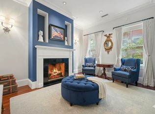 102 Myrtle St, Boston, MA 02114