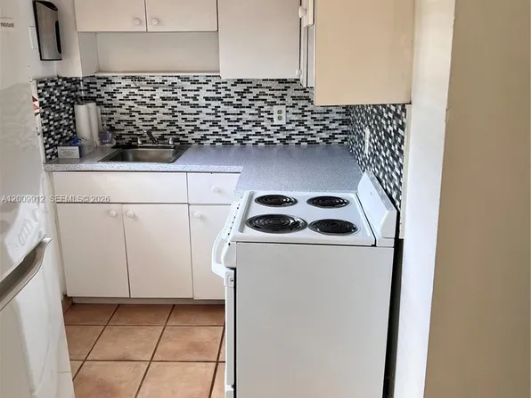 1329 SW 75th Ave #1, Miami, FL 33144
