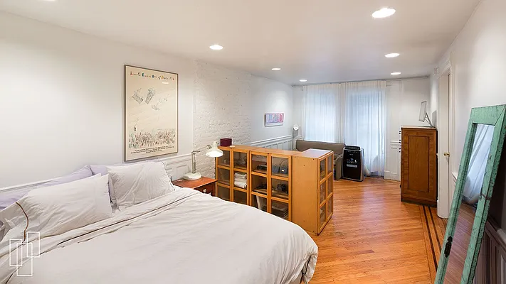 Rented by Garfield Realty  | media 20