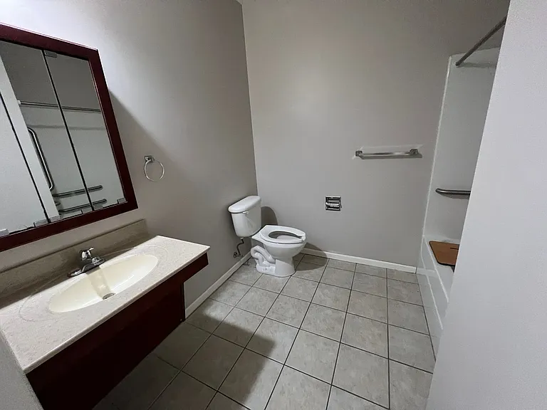 1126 Bertrand St #8 — Photo 7