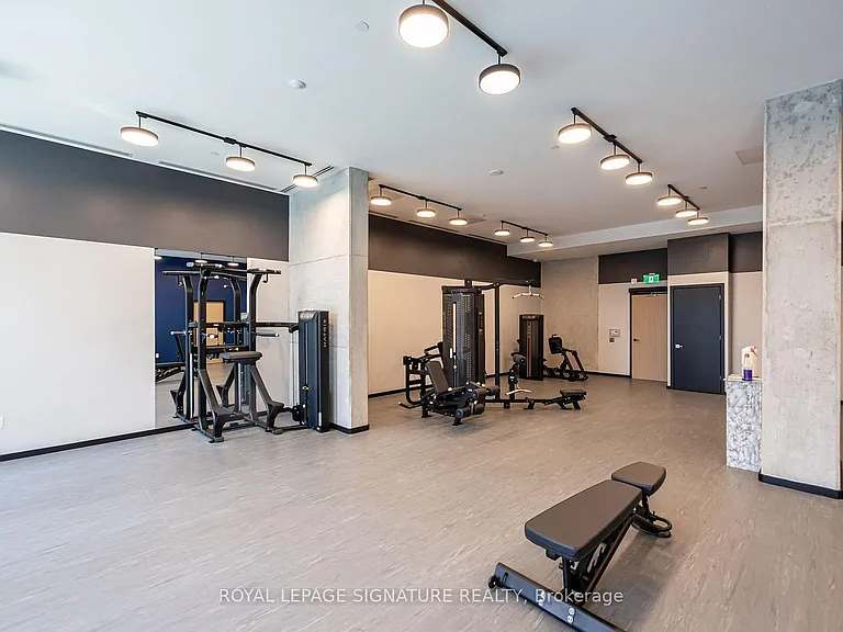 284 King St E #2508 — Photo 17