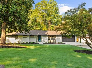 5839 Lakeshore Dr, Buford, GA 30518