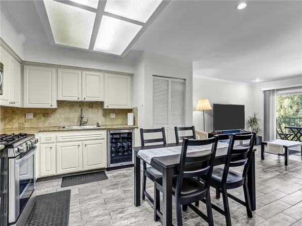 500 Jackson Pl Unit 302, Glendale, CA 91206