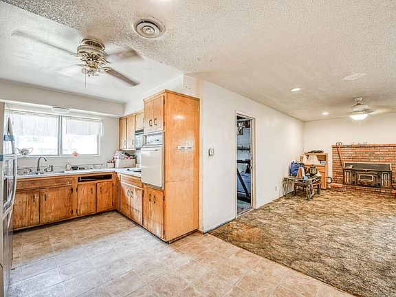 4th image of 3498 Virginia St