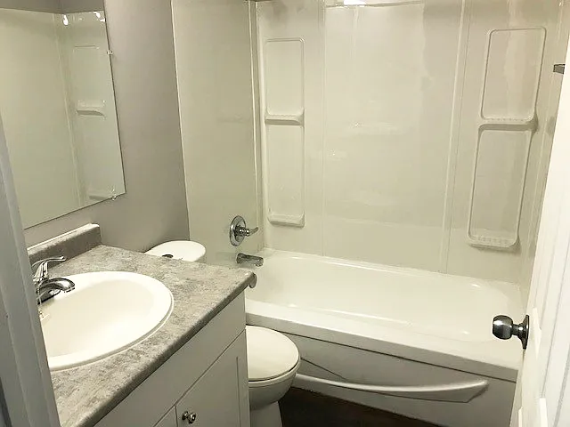 256 Mayor Magrath Dr N — Photo 14