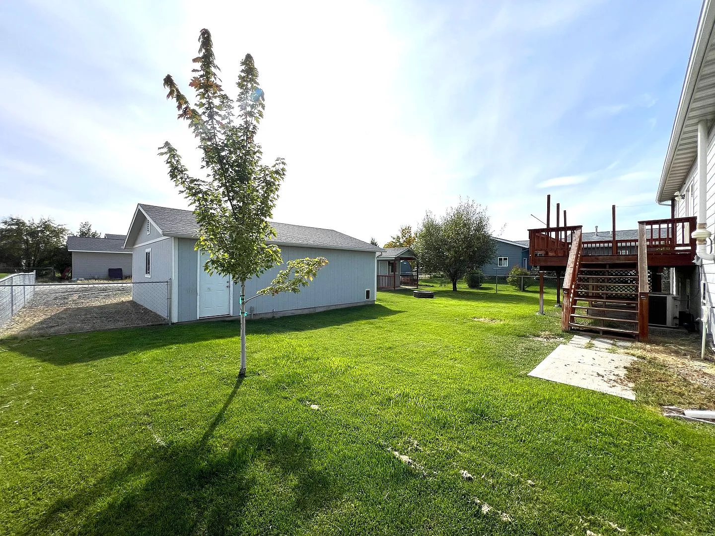 Pet Friendly 4 Bed 2 Bath Single Family Home W/ Fully Fenced Yard, Double Car Garage Located in E... — Photo 3