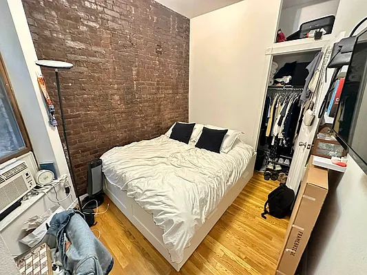 Rented by J PRESTON AND ASSOCIATES INC | media 15