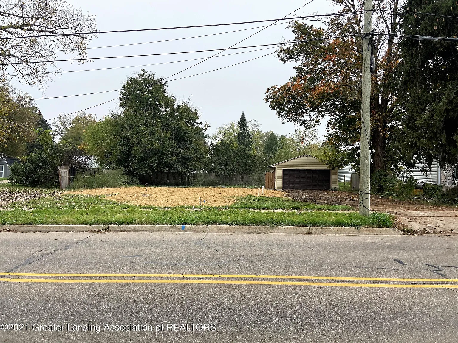 211 Dexter Rd photo 1
