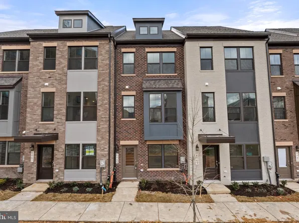 6045 Soho Way, Hyattsville, MD 20782