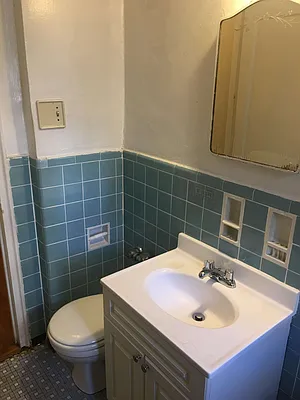 Rented by Zuz Realty | media 9