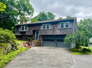 27 Woodland St, Natick, MA 01760
