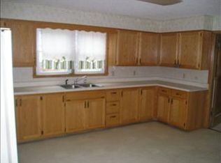 203 W 4th St, Minneota, MN 56264