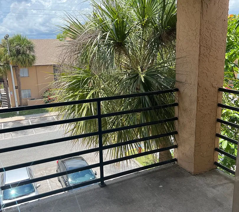 5213 Via Hacienda Cir #B306