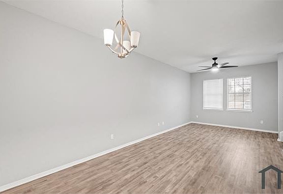 5th image of 6422 New York St APT A
