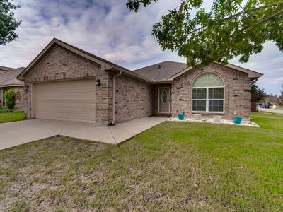 333 Hacienda Dr, Waxahachie, TX, 75165