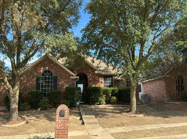 1835 Poseidon Dr, Lancaster, TX 75134