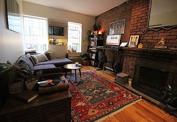 5th image of 61 W 73rd St APT 4B