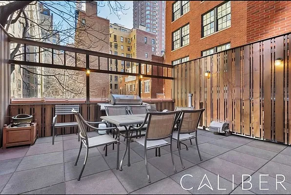 Rented by Bond New York | media 1