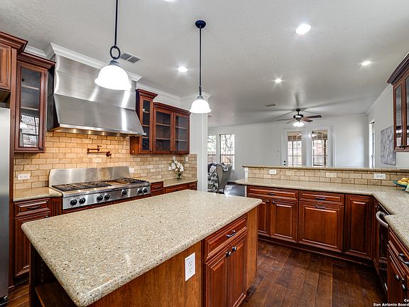 4th image of this home