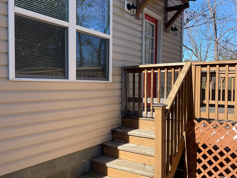 279 Rock Hill Rd — Photo 21
