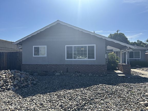 2nd image of 1417 Ardmor Ave #11390329