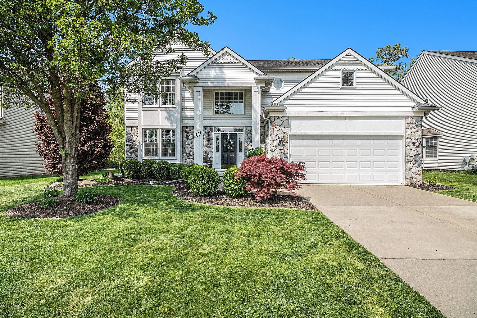 1191 Shetland Dr photo 1