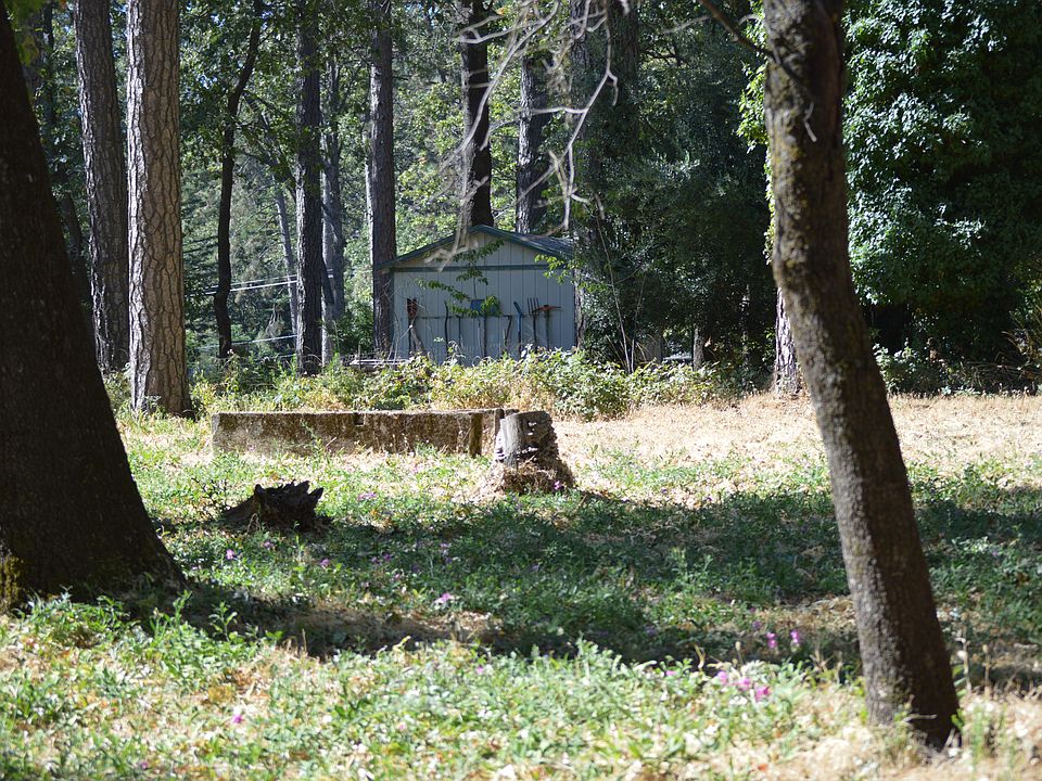 2nd image of Oliver Rd