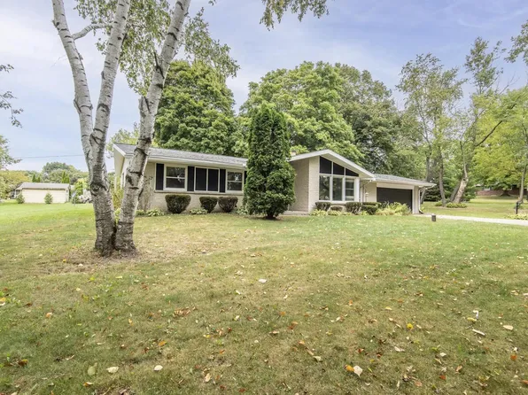 W220S7385 Crowbar DRIVE, Muskego, WI 53150