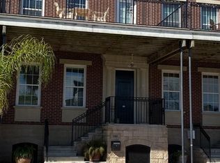 1910 Postoffice, Galveston, TX 77550