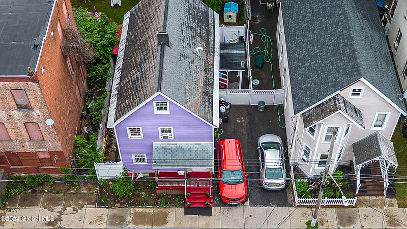 5th image of 1157 Hilderbrandt Avenue