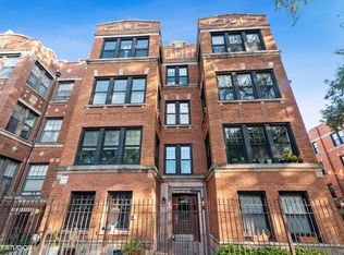 1116 W Pratt Blvd APT 3, Chicago, IL 60626