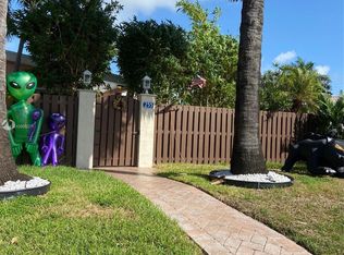 255 Neptune Ave #1-2, Fort Lauderdale, FL 33308