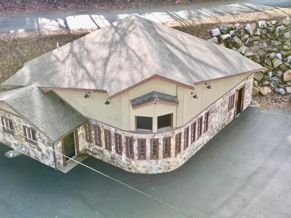 165 N Main St, Robbinsville, NC 28771