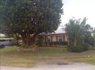 302 SW 79th Ave, Pompano Beach, FL 33068