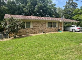 102 Fruitwood St, Hot Springs, AR 71913