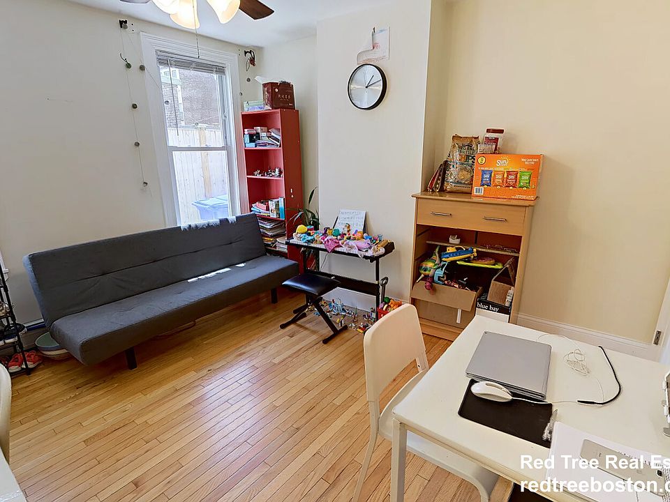 2nd image of 49 Cameron St