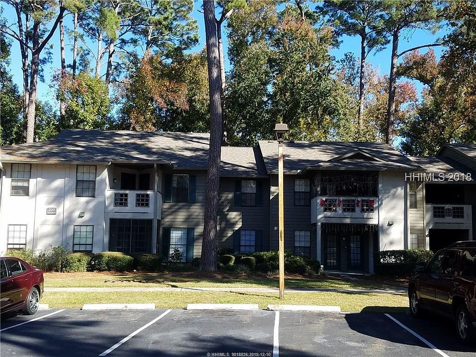 1st image of 30 Mathews Dr APT 305