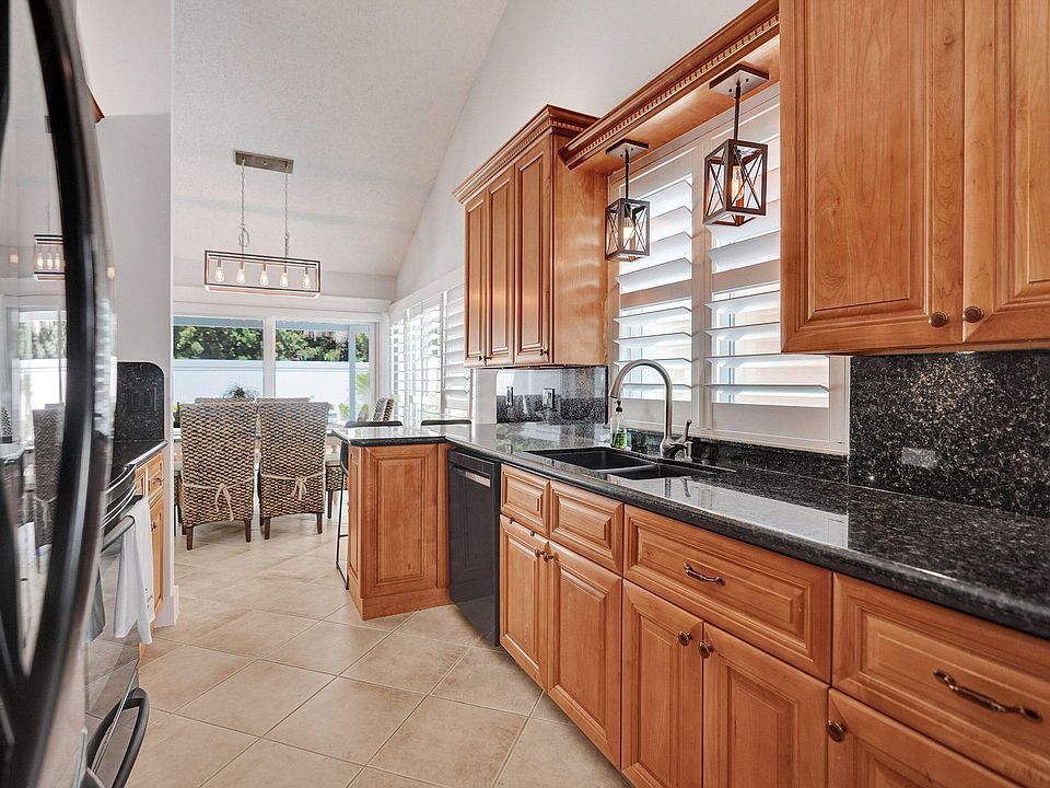 1st image of 147 Sand Pine Drive