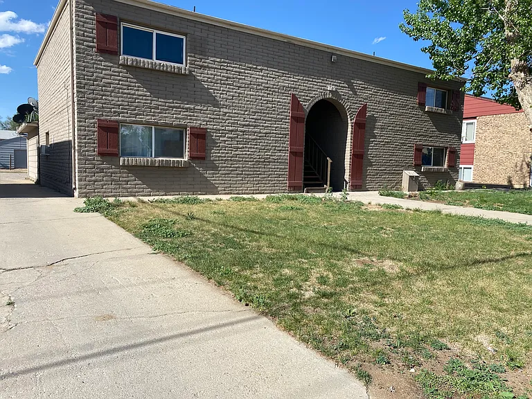 161 McClure Ave #2 — Photo 1