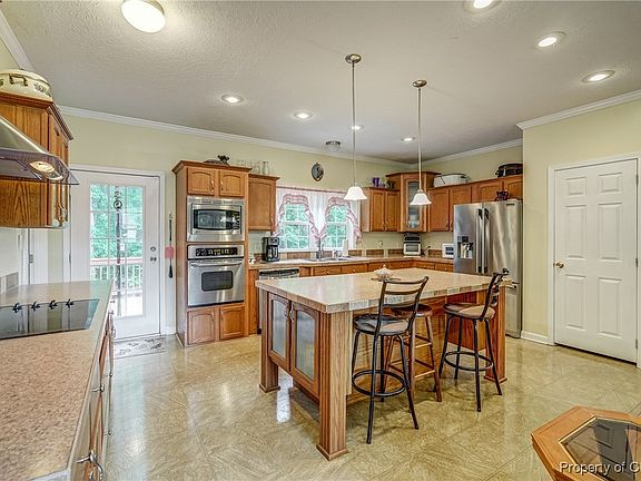 4th image of 10402 Freewelcome Ln